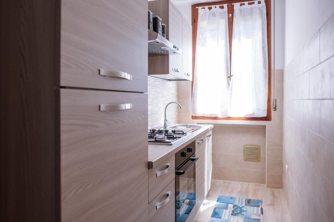 Appartamento Con Parcheggio E Aria Condizionata Lerici Kültér fotó